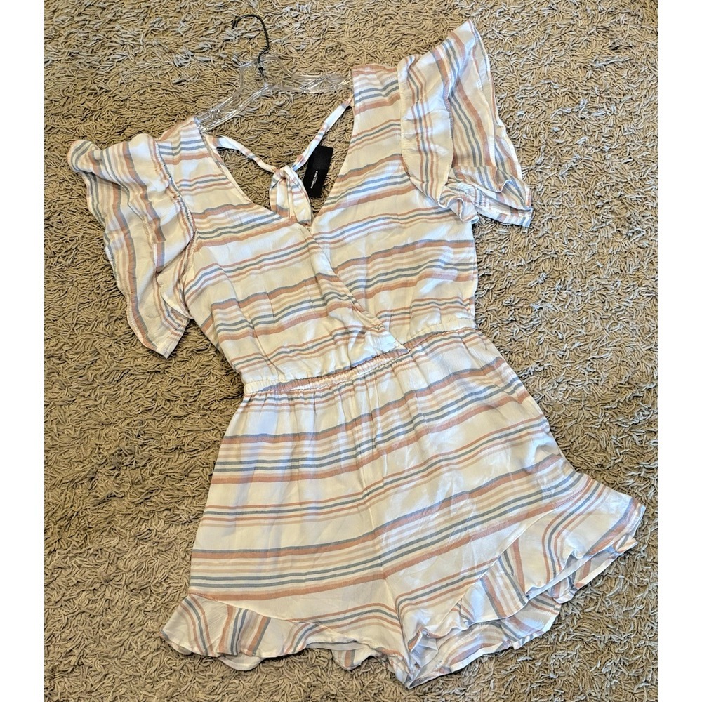 NWT American Eagle Outfitters striped oneβ piece short set Ruffled Romper Medium